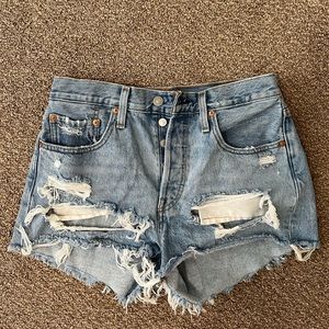 Levi size 27 ripped jeans shorts